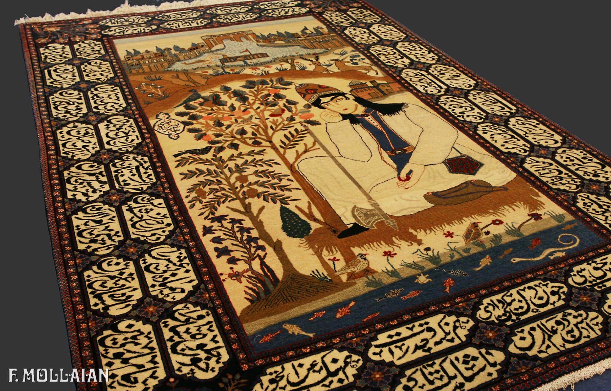 A Pictorial Antique Persian Kashan Mohtasham Rug n°:55510929